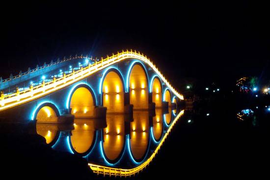 Qingming River Garden 01